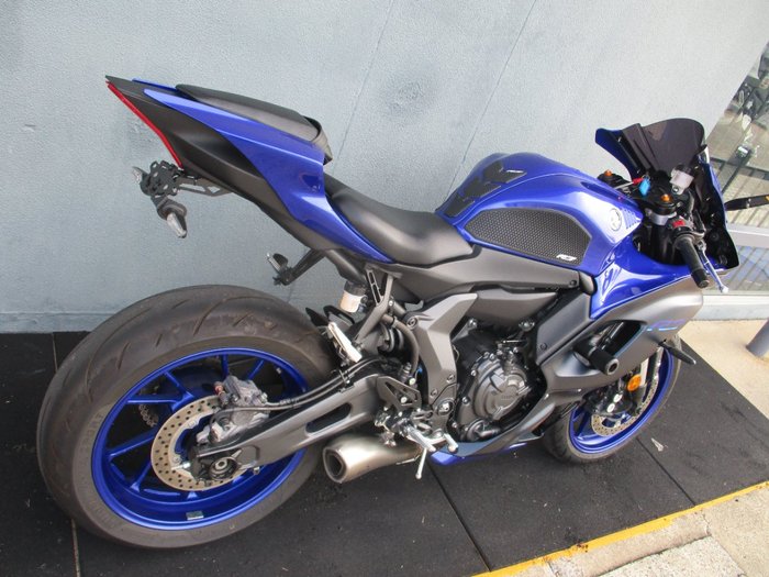 2023 Yamaha YZF-R7LA BLUE