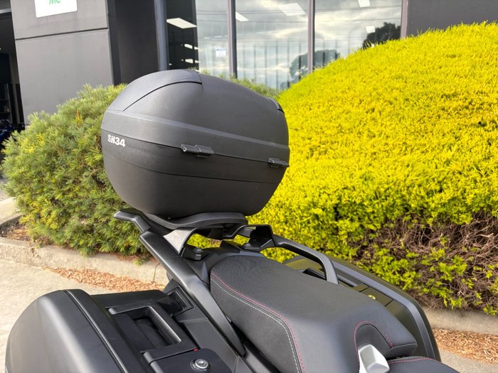 2021 Yamaha TRACER 9 GT (MT-09TRASP) Black