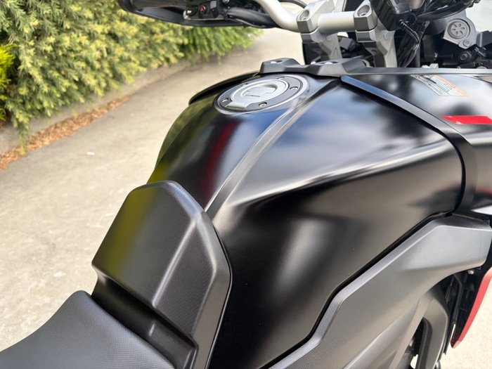 2021 Yamaha TRACER 9 GT (MT-09TRASP) Black
