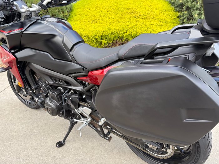 2021 Yamaha TRACER 9 GT (MT-09TRASP) Black