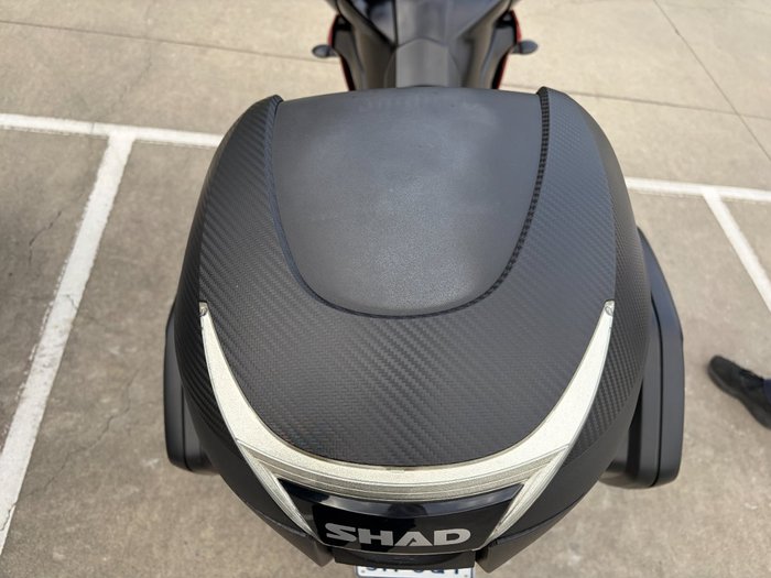 2021 Yamaha TRACER 9 GT (MT-09TRASP) Black