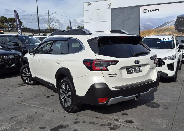 2023 Subaru Outback AWD Touring