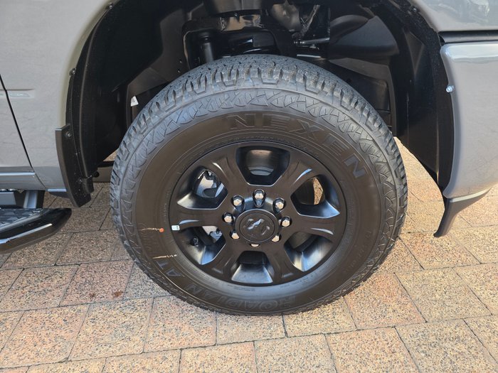 2025 RAM 2500 Laramie Rambox