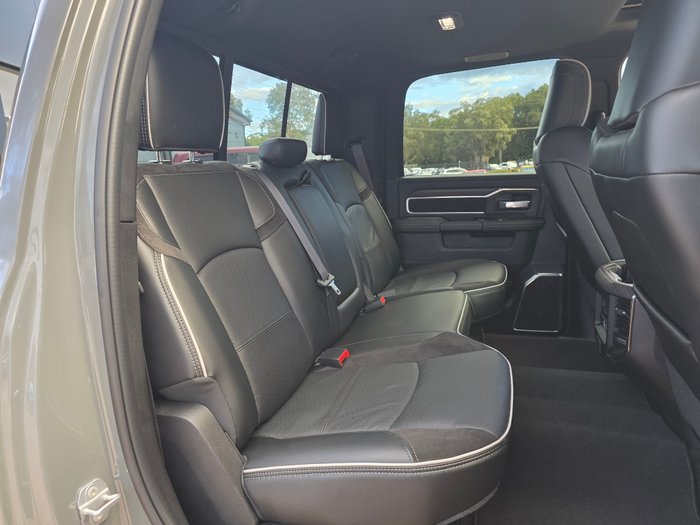 2025 RAM 2500 Laramie Rambox