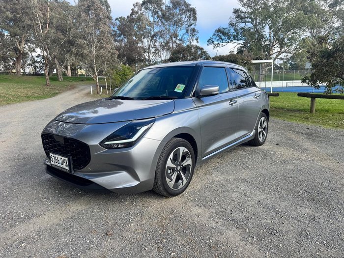 2025 Suzuki Swift Hybrid GLX