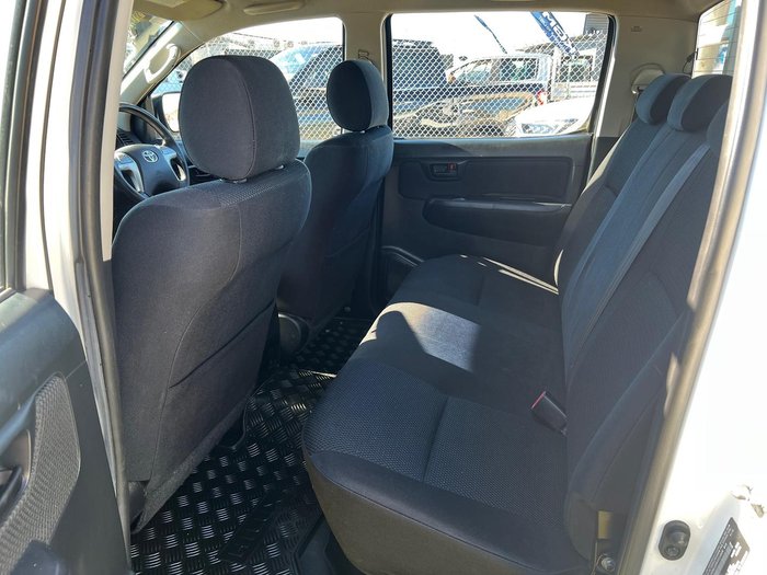 2013 Toyota Hilux SR