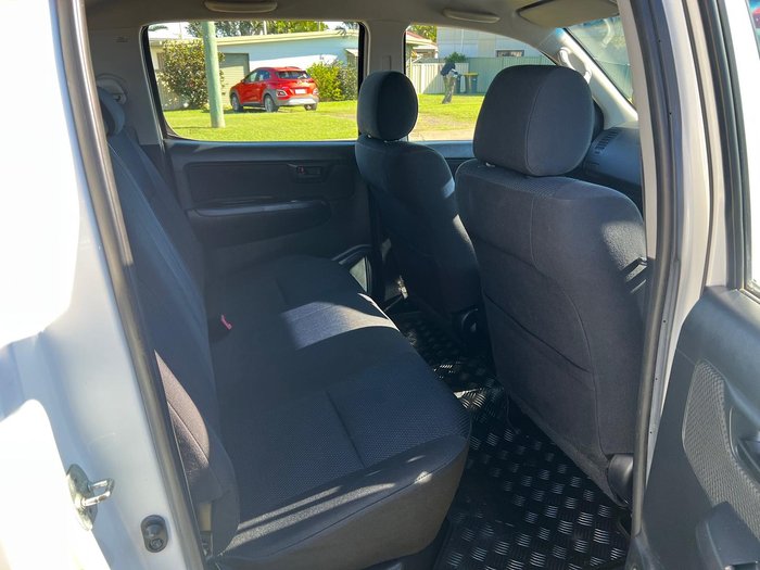 2013 Toyota Hilux SR
