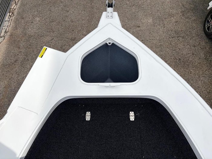 2026 QUINTREX 520 Top Ender