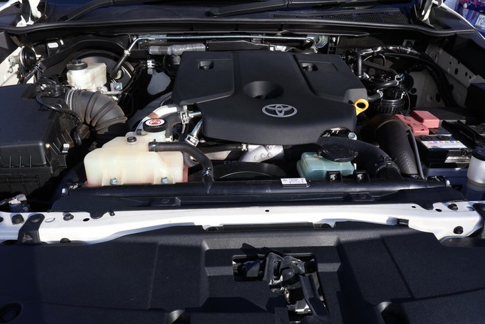 2022 Toyota Hilux SR