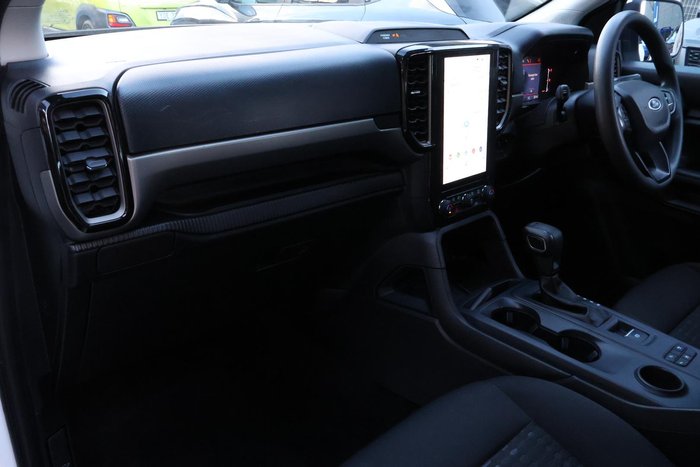 2024 Ford Everest Ambiente