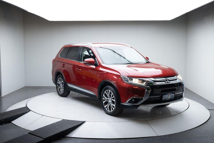 2017 Mitsubishi Outlander LS Safety Pack