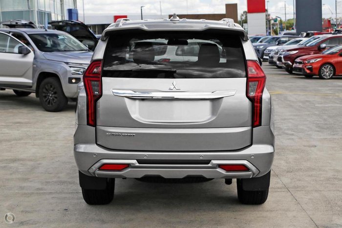 2025 Mitsubishi Pajero Sport GLS