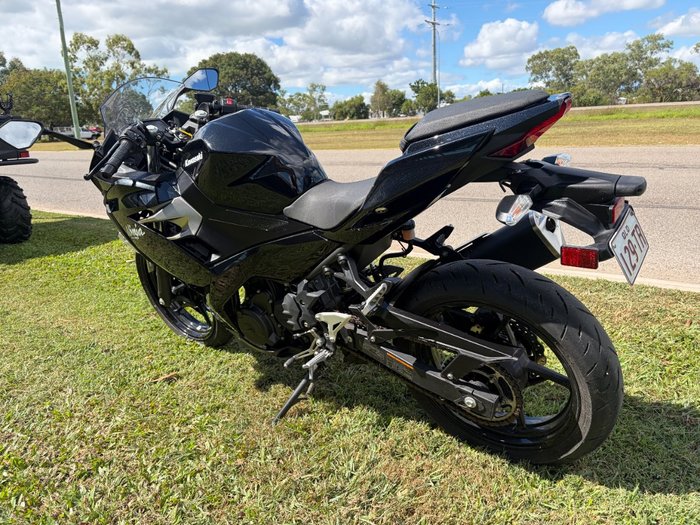 2020 Kawasaki NINJA 400 Black