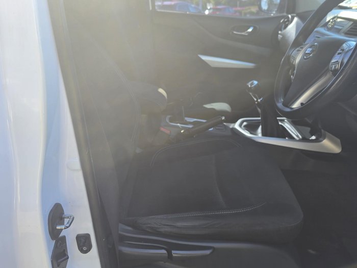 2018 Nissan Navara RX