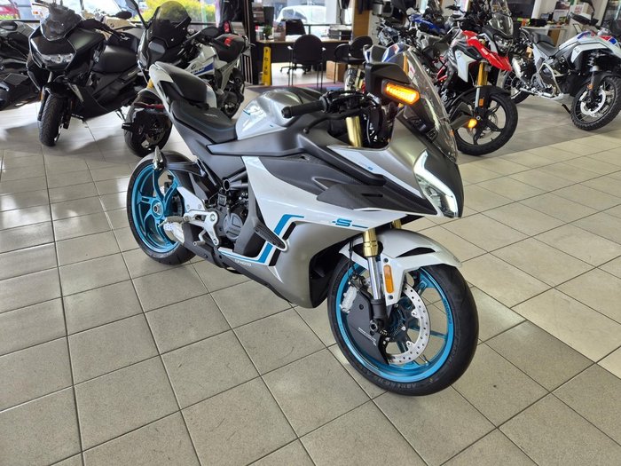 2026 CFMOTO 450SR S ABS SR Silver