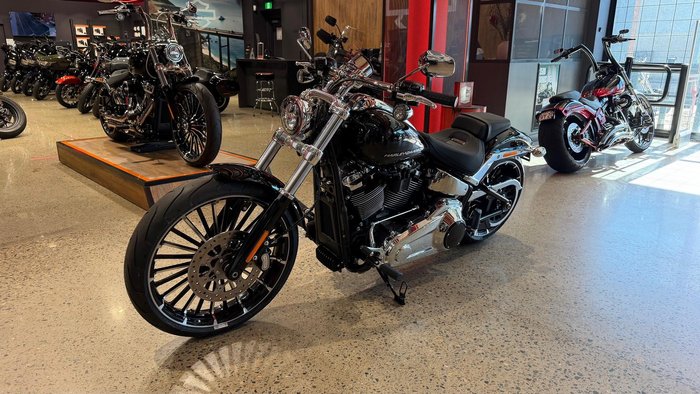 2025 Harley-Davidson Breakout 117 (FXBR) Softail Black