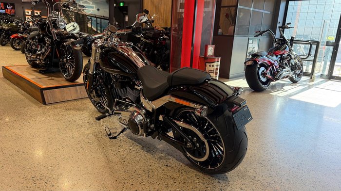 2025 Harley-Davidson Breakout 117 (FXBR) Softail Black