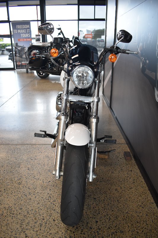 2015 HARLEY-DAVIDSON XL883L SUPER LOW