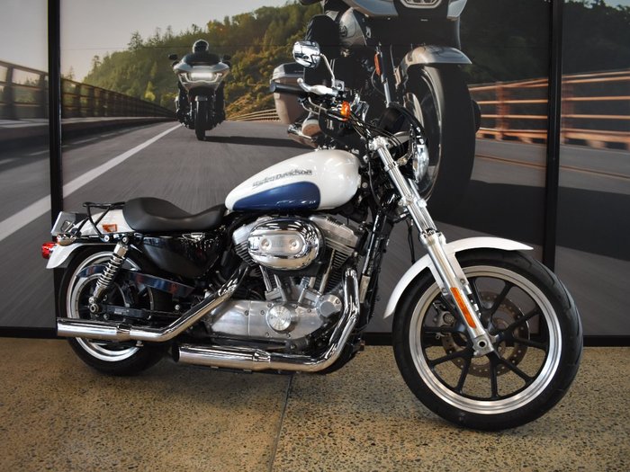 2015 HARLEY-DAVIDSON XL883L SUPER LOW