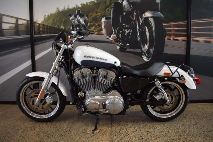 2015 HARLEY-DAVIDSON XL883L SUPER LOW