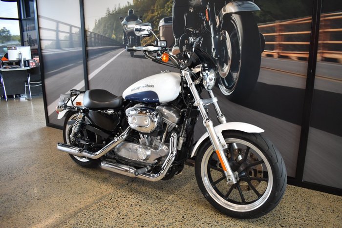 2015 HARLEY-DAVIDSON XL883L SUPER LOW