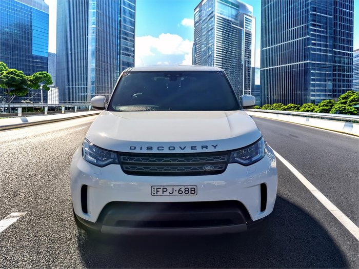 2018 Land Rover Discovery TD4 S