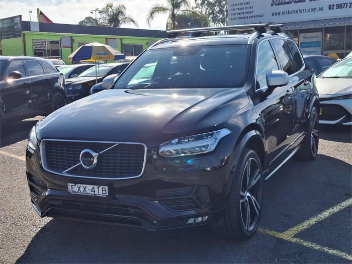 2017 Volvo XC90 T6 R-Design