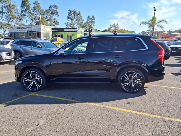 2017 Volvo XC90 T6 R-Design