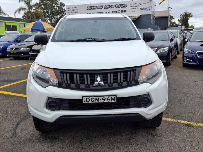 2017 Mitsubishi Triton GLX