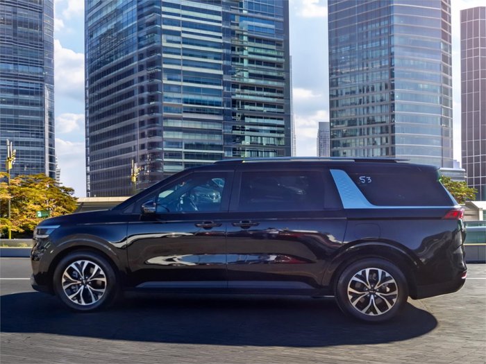 2023 Kia Carnival SLi