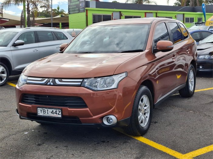 2013 Mitsubishi Outlander LS