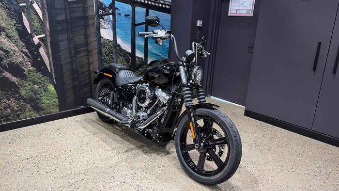 2026 Harley-Davidson Street Bob 117 (FXBB) Softail Black