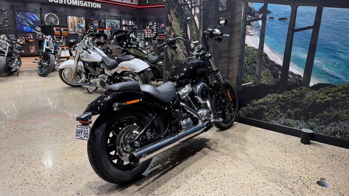 2026 Harley-Davidson Street Bob 117 (FXBB) Softail Black