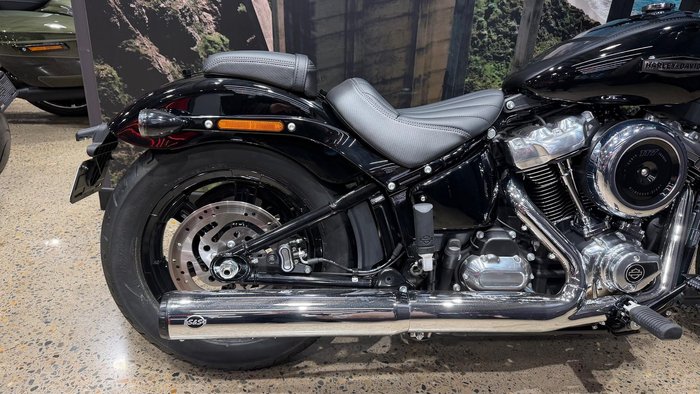 2026 Harley-Davidson Street Bob 117 (FXBB) Softail Black