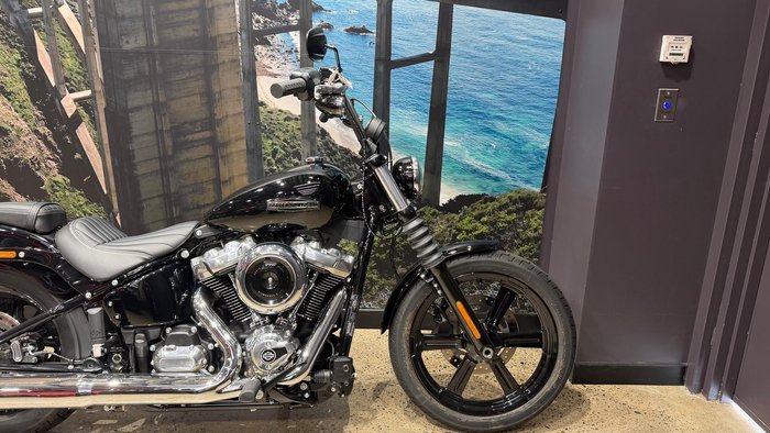 2026 Harley-Davidson Street Bob 117 (FXBB) Softail Black