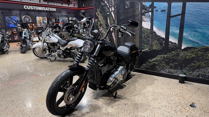 2026 Harley-Davidson Street Bob 117 (FXBB) Softail Black