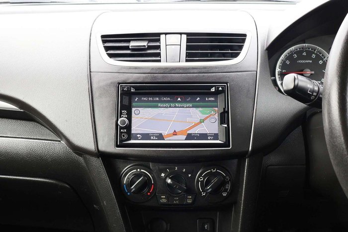 2014 Suzuki Swift GL Navigator
