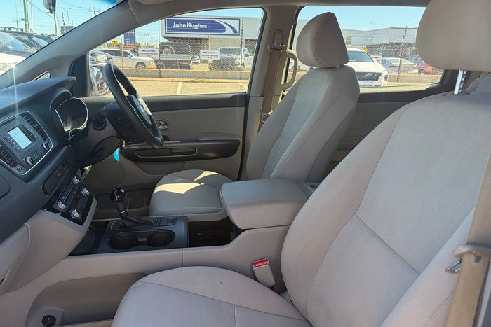 2016 Kia Carnival S