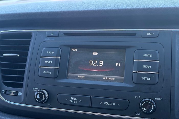 2016 Kia Carnival S