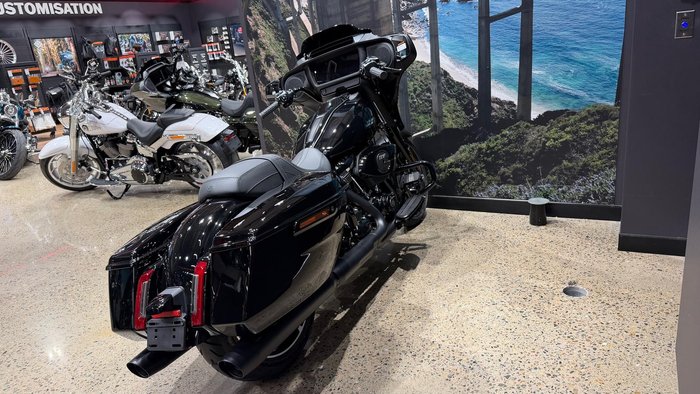 2026 Harley-Davidson Street Glide 117 (FLHX) Touring Black