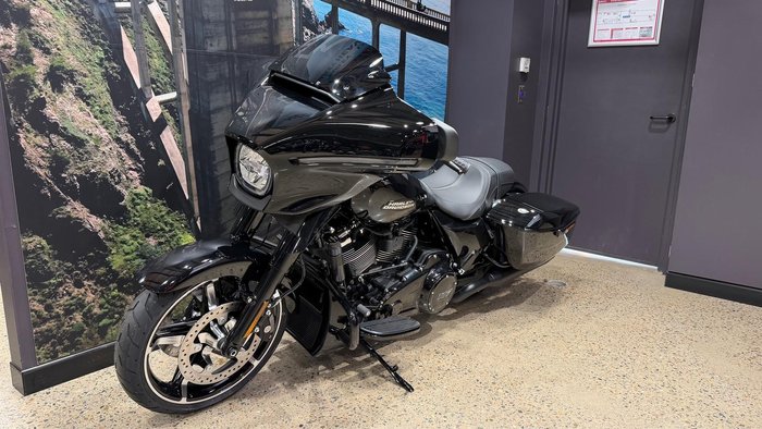 2026 Harley-Davidson Street Glide 117 (FLHX) Touring Black