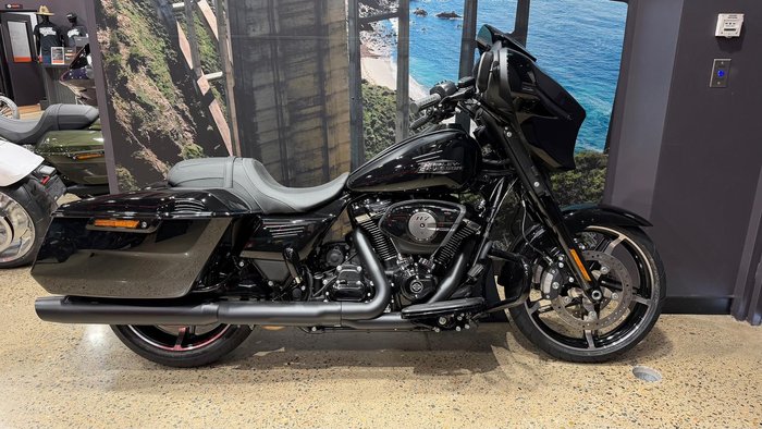 Harley-Davidson Street Glide 117 (FLHX) Touring