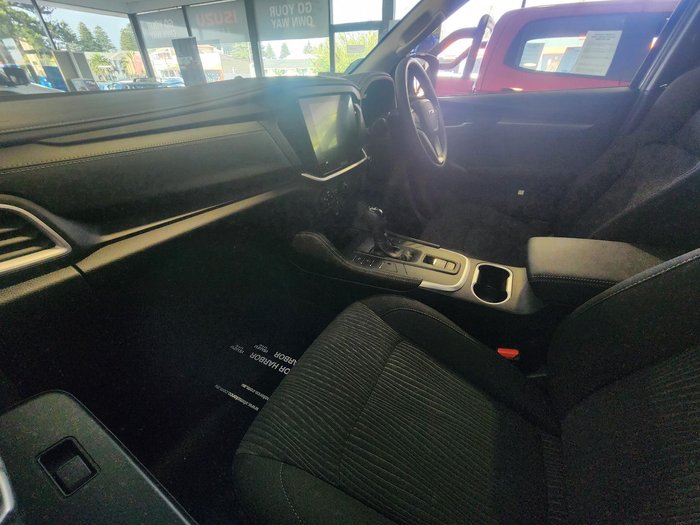 2025 Isuzu MU-X LS-M