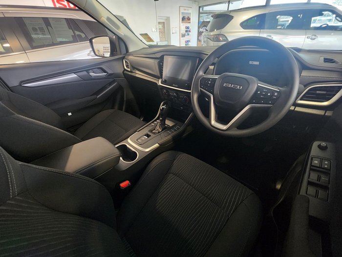 2025 Isuzu MU-X LS-M