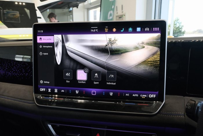 2026 Volkswagen Tiguan 200TSI eHybrid R-Line