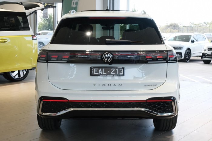 2026 Volkswagen Tiguan 200TSI eHybrid R-Line