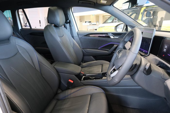 2026 Volkswagen Tiguan 200TSI eHybrid R-Line