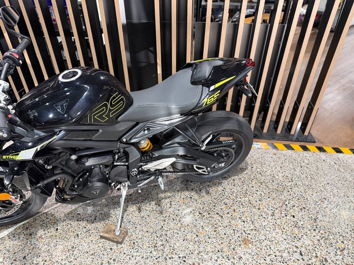 2025 Triumph STREET TRIPLE RS Phantom Black