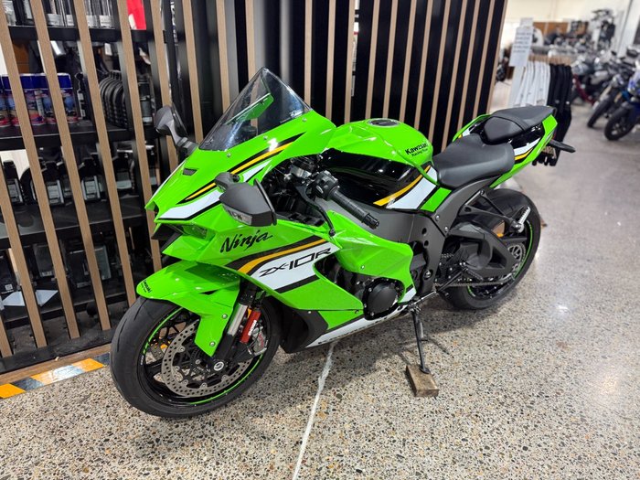 2025 Kawasaki NINJA ZX-10R GREEN