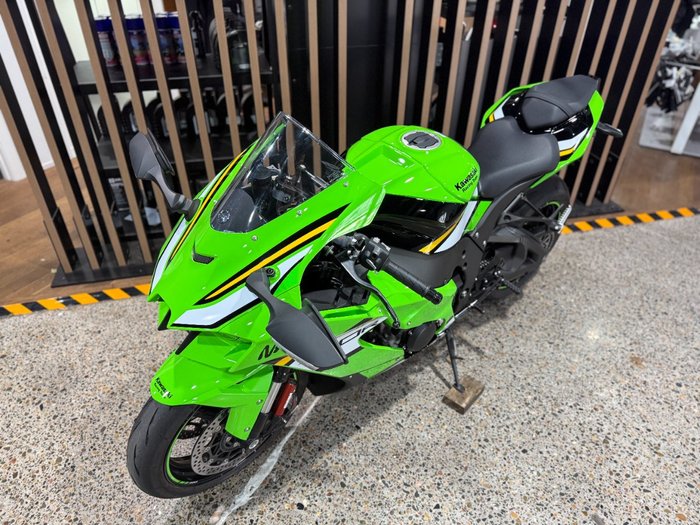 2025 Kawasaki NINJA ZX-10R GREEN
